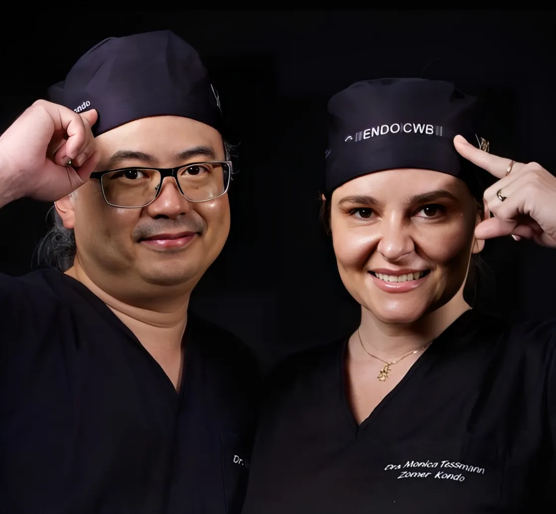 Dra. Monica Zomer Kondo e Dr. William Kondo, fundadores do CEAGIC